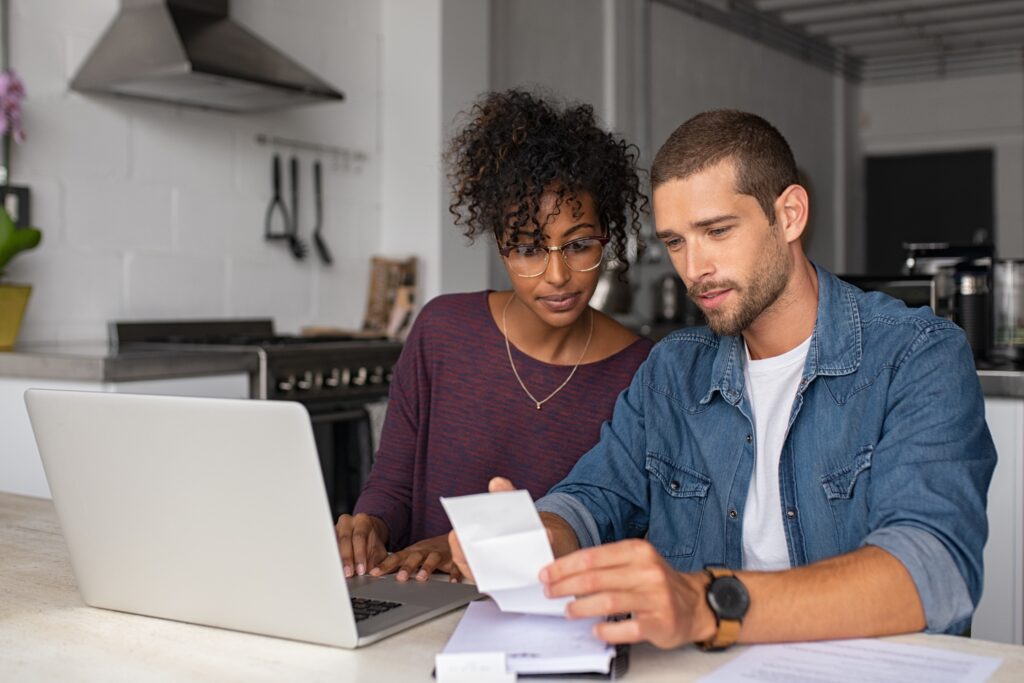 The Global Shift Toward Digital Savings_ A Trend with Staying Power